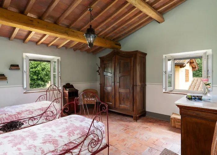 Mirandola By Interhome * Vicchio